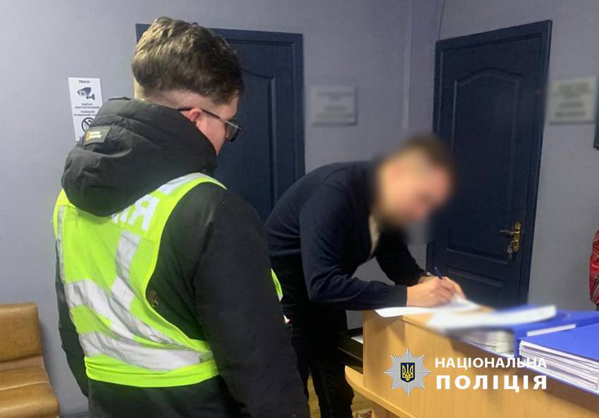 У Києві посадовець &quot;накрутив&quot; ціни на ремонт вентиляції у школи: йому повідомили про підозру